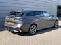 Peugeot 308 SW 1.2 PureTech Allure Camera | Adaptieve Cruise | Parkeersensoren | 17" Lichtmetaal | Navigatie | Leder/Stof | Achteruitrijcamera | Apple Carplay/Android Auto|telefoonintegratie premium | Cruise control adaptief