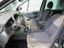 Renault Scenic 1.6-16V AUTHENTIQUE