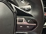 Peugeot e-2008 EV GT Pack 50 kWh 3-Fase SOH 92,7% | 3D i-Cockpit | Panoramadak | Camera | Full-Led | Sfeerverlichting