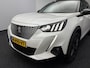 Peugeot e-2008 EV GT Pack 50 kWh 3-Fase SOH 92,7% | 3D i-Cockpit | Panoramadak | Camera | Full-Led | Sfeerverlichting