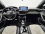 Peugeot e-2008 EV GT Pack 50 kWh 3-Fase SOH 92,7% | 3D i-Cockpit | Panoramadak | Camera | Full-Led | Sfeerverlichting