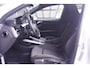 Audi A3 Limousine 35 TFSI Business edition navigatie Apple-carplay Led-verlichting Camera Sportstoelen in hoogte verstelbaar private-glas schakelflippers stoelverwarming  17"-lmv lendesteun-links