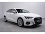 Audi A3 Limousine 35 TFSI Business edition navigatie Apple-carplay Led-verlichting Camera Sportstoelen in hoogte verstelbaar private-glas schakelflippers stoelverwarming  17"-lmv lendesteun-links