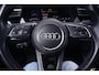 Audi A3 Limousine 35 TFSI Business edition navigatie Apple-carplay Led-verlichting Camera Sportstoelen in hoogte verstelbaar private-glas schakelflippers stoelverwarming  17"-lmv lendesteun-links