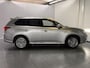 Mitsubishi Outlander 2.4 PHEV Intense+ Automaat / Luxe Lederen bekleding / elektrische kofferklep / Trekhaak / Achteruitrijcamera