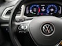 Volkswagen T-Roc 1.5 TSI 150 PK Style DSG Automaat | Navigatie | Adaptieve Cruise Control | Stoelverwarming | Achteruitrijcamera | Trekhaak |