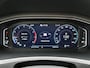 Volkswagen T-Roc 1.5 TSI 150 PK Style DSG Automaat | Navigatie | Adaptieve Cruise Control | Stoelverwarming | Achteruitrijcamera | Trekhaak |
