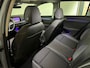 Volkswagen Golf 1.0 eTSI Life Pano|ACC|Lane|Sfeer|Stoelverwarming|Stuurverwarming