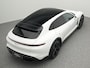 Porsche Taycan Cross Turismo 4 93 kWh 380pk | Sportchrono | Sportstoelen | Stoelverwarming & Stoelkoeling | Panoramadak | Adaptieve Cruise Control |