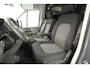 Volkswagen Crafter 2.0 TDI 140PK L3H3 | 3000kg Trekgew. |  Airco | 3 Zits | Trekhaak | Elektrpakket