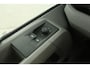 Volkswagen Crafter 2.0 TDI 140PK L3H3 | 3000kg Trekgew. |  Airco | 3 Zits | Trekhaak | Elektrpakket