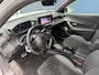 Peugeot e-2008 EV GT First Edition 54 kWh | Navigatie | Apple Carplay/Android Auto | Climate Control | Camera | SOH 95%