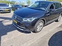 Volkswagen Tiguan 1.5 TSI Elegance 150 PK| Dealeronderhouden | Trekhaak | Navigatie | Achteruitrijcamera | Climatronic ( 3 zones ) | Parkeersensoren + Assistent | Achterklep Elektrisch
