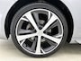 Peugeot 308 SW Blue Lease GT 130pk Automaat | Navigatie | Achteruitrijcamera | Full LED koplampen | Adaptieve Cruise Control | Keyless | Sportstoelen Leder/Alcantara verwarmd+massage | Climate Control | Parkeersensoren v+a | Dodehoeksensor | Apple CarPlay / Android Auto | Donker getint glas | Trekhaak | 18" lichtmetalen velgen |
