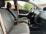 Toyota Yaris 1.0 VVTi Acces | 5-Deurs + 23-07-2027 APK nu € 2.450,-!!!