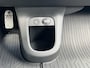 Hyundai Ioniq 5 Lounge 73kWh / Fabrieksgarantie tot 05-2028 / Leder / Elektrische stoelen & klep / Stoelventilatie / Stuur-, stoel- en achterbank-verwarming / Camera 360° / HUD / Navi / Apple Carplay Android / 19" LM wielen /