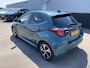 Toyota Yaris 1.5 Hybrid 115 Dynamic COMFORT PACK, Stoel- en stuurverwarming, dodehoek detectie, parkeersensoren, navigatie Apple CarPlay/Android Auto, camera, draadloze telefoonlader