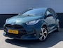 Toyota Yaris 1.5 Hybrid 115 Dynamic COMFORT PACK, Stoel- en stuurverwarming, dodehoek detectie, parkeersensoren, navigatie Apple CarPlay/Android Auto, camera, draadloze telefoonlader