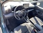 Toyota Yaris 1.5 Hybrid 115 Dynamic COMFORT PACK, Stoel- en stuurverwarming, dodehoek detectie, parkeersensoren, navigatie Apple CarPlay/Android Auto, camera, draadloze telefoonlader
