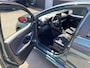 Toyota Yaris 1.5 Hybrid 115 Dynamic COMFORT PACK, Stoel- en stuurverwarming, dodehoek detectie, parkeersensoren, navigatie Apple CarPlay/Android Auto, camera, draadloze telefoonlader