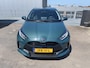 Toyota Yaris 1.5 Hybrid 115 Dynamic COMFORT PACK, Stoel- en stuurverwarming, dodehoek detectie, parkeersensoren, navigatie Apple CarPlay/Android Auto, camera, draadloze telefoonlader