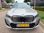 BMW iX1 XDrive30, M-Sport PRO, panorama, trekhaak, H&K, HUD, driving assistant plus