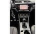 Volkswagen Touran 1.2 TSI Sound BlueMotion Tech - Apple CarPlay / Navigatie I Airco I PDC I Veiligheid pakket I Dealer onderhouden