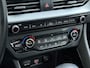 Kia Niro Hybrid 1.6GDi Automaat Trekhaak Adap.Cruise Navi Ecc Camera Apple Carplay Android Auto Pdc DynamicLine Regen-Lichtsensor Led Lmv Isofix DAB Lane Assist ESP 1.300KG Trekgewicht 1e Eigenaar Origineel Nederlandse Auto