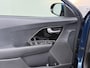 Kia Niro Hybrid 1.6GDi Automaat Trekhaak Adap.Cruise Navi Ecc Camera Apple Carplay Android Auto Pdc DynamicLine Regen-Lichtsensor Led Lmv Isofix DAB Lane Assist ESP 1.300KG Trekgewicht 1e Eigenaar Origineel Nederlandse Auto