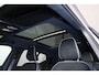 Volvo EX40 Twin Motor Performance Ultra Dark Edition 82 kWh - Panorama/schuifdak - IntelliSafe Assist & Surround - 360º Camera - Harman Kardon audio - Adaptieve LED koplampen - Verwarmde voorstoelen, stuur & achterbank - Parkeersensoren voor & achter - Elektr. bedienb. voorstoelen met geheugen links - Draadloze tel. lader - Extra getint glas - 20'' LMV