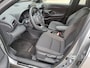 Toyota Yaris Cross 1.5 Hybrid 115 First Edition APPLE/ANDROID STOEL/STUURVERWARMING NAVI AD-CRUISE PRIVACY-GLASS 17"LM-VELGEN
