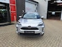 Toyota Yaris Cross 1.5 Hybrid 115 First Edition APPLE/ANDROID STOEL/STUURVERWARMING NAVI AD-CRUISE PRIVACY-GLASS 17"LM-VELGEN