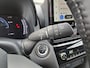 Toyota Yaris Cross 1.5 Hybrid 115 First Edition APPLE/ANDROID STOEL/STUURVERWARMING NAVI AD-CRUISE PRIVACY-GLASS 17"LM-VELGEN
