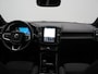 Volvo XC40 Ultimate Recharge Pure 69 kWh 231pk Dealer O.H. | Trekhaak Af Fabriek | Panodak | Adaptive Cruise | 360 Camera | Harman / Kardon | Sportstoelen Memory & Verwarmd | Warmtepomp | Keyless | Blis | Stuur Verwarmd | Google Assistent | DAB |