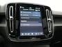 Volvo XC40 Ultimate Recharge Pure 69 kWh 231pk Dealer O.H. | Trekhaak Af Fabriek | Panodak | Adaptive Cruise | 360 Camera | Harman / Kardon | Sportstoelen Memory & Verwarmd | Warmtepomp | Keyless | Blis | Stuur Verwarmd | Google Assistent | DAB |