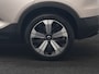 Volvo XC40 Ultimate Recharge Pure 69 kWh 231pk Dealer O.H. | Trekhaak Af Fabriek | Panodak | Adaptive Cruise | 360 Camera | Harman / Kardon | Sportstoelen Memory & Verwarmd | Warmtepomp | Keyless | Blis | Stuur Verwarmd | Google Assistent | DAB |