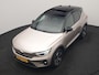 Volvo XC40 Ultimate Recharge Pure 69 kWh 231pk Dealer O.H. | Trekhaak Af Fabriek | Panodak | Adaptive Cruise | 360 Camera | Harman / Kardon | Sportstoelen Memory & Verwarmd | Warmtepomp | Keyless | Blis | Stuur Verwarmd | Google Assistent | DAB |
