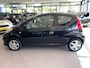 Peugeot 107 1.0-12V XR APK 3-27 184 DKM BJ 2006 !!!