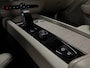 Volvo XC60 T6 AWD Recharge Plus Dark Long Range | Harman Kardon | All Season Banden | Adaptieve Cruise Control | Stoelverwarming voor+achter | Stuurwielverwarming | Parkeercamera | Pilot Assist | BLIS Dode Hoek Detectie | Standkachel met Volvo On Call App | Elektrische voorstoelen geheugen | Blond Lederen interieur | Zitting verlenging voorstoelen | Schuifdak | Google Infotainment | 19 Inch | Keyless Drive | Parkeersensoren voor+achter | Privacy Glass | DAB Radio | Apple Carplay/Android Auto | Draadloos telefoon opladen | Volvo On Call met mobiele App functie |