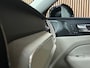 Volvo XC60 T6 AWD Recharge Plus Dark Long Range | Harman Kardon | All Season Banden | Adaptieve Cruise Control | Stoelverwarming voor+achter | Stuurwielverwarming | Parkeercamera | Pilot Assist | BLIS Dode Hoek Detectie | Standkachel met Volvo On Call App | Elektrische voorstoelen geheugen | Blond Lederen interieur | Zitting verlenging voorstoelen | Schuifdak | Google Infotainment | 19 Inch | Keyless Drive | Parkeersensoren voor+achter | Privacy Glass | DAB Radio | Apple Carplay/Android Auto | Draadloos telefoon opladen | Volvo On Call met mobiele App functie |