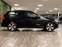 Volvo XC60 T6 AWD Recharge Plus Dark Long Range | Harman Kardon | All Season Banden | Adaptieve Cruise Control | Stoelverwarming voor+achter | Stuurwielverwarming | Parkeercamera | Pilot Assist | BLIS Dode Hoek Detectie | Standkachel met Volvo On Call App | Elektrische voorstoelen geheugen | Blond Lederen interieur | Zitting verlenging voorstoelen | Schuifdak | Google Infotainment | 19 Inch | Keyless Drive | Parkeersensoren voor+achter | Privacy Glass | DAB Radio | Apple Carplay/Android Auto | Draadloos telefoon opladen | Volvo On Call met mobiele App functie |