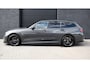 BMW 3-Serie Touring 330e*M-Pakket*Dak*Trekhaak*142Dkm*Keyless*2023*Dravit Grau*INDIVIDUAL*