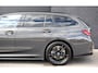 BMW 3-Serie Touring 330e*M-Pakket*Dak*Trekhaak*142Dkm*Keyless*2023*Dravit Grau*INDIVIDUAL*