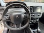 Peugeot 208 1.2 VTi Active / bj.2014 / kleur: wit / airco / navigatie / cruise control /etc. NAP met 128941 km.en APK tot 07/2027.