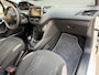 Peugeot 208 1.2 VTi Active / bj.2014 / kleur: wit / airco / navigatie / cruise control /etc. NAP met 128941 km.en APK tot 07/2027.
