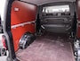 Volkswagen Transporter 2.0TDI Dubbele Cabine 6-Persoons L2H1 28 Navi* Apple Carplay Android Auto Airco Bluetooth Cruise Control Pdc Euro 6 Betonplex Vloer Wandbetimmering Achterdeuren 1e Eigenaar