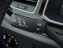 Volkswagen Taigo 1.0TSI Automaat R-Line Panoramadak Camera Adap.Cruise Trekhaak Stoelverwarming Apple Carplay Android Auto Navi Ecc Draadloze telefoonlader Keyless Lmv DAB Bluetooth IQ Light Pdc Isofix Privacy Glas Led Rijstrooksensor 1100KG Trekgewicht