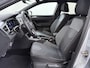 Volkswagen Taigo 1.0TSI Automaat R-Line Panoramadak Camera Adap.Cruise Trekhaak Stoelverwarming Apple Carplay Android Auto Navi Ecc Draadloze telefoonlader Keyless Lmv DAB Bluetooth IQ Light Pdc Isofix Privacy Glas Led Rijstrooksensor 1100KG Trekgewicht