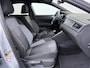Volkswagen Taigo 1.0TSI Automaat R-Line Panoramadak Camera Adap.Cruise Trekhaak Stoelverwarming Apple Carplay Android Auto Navi Ecc Draadloze telefoonlader Keyless Lmv DAB Bluetooth IQ Light Pdc Isofix Privacy Glas Led Rijstrooksensor 1100KG Trekgewicht