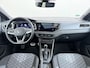 Volkswagen Taigo 1.0TSI Automaat R-Line Panoramadak Camera Adap.Cruise Trekhaak Stoelverwarming Apple Carplay Android Auto Navi Ecc Draadloze telefoonlader Keyless Lmv DAB Bluetooth IQ Light Pdc Isofix Privacy Glas Led Rijstrooksensor 1100KG Trekgewicht